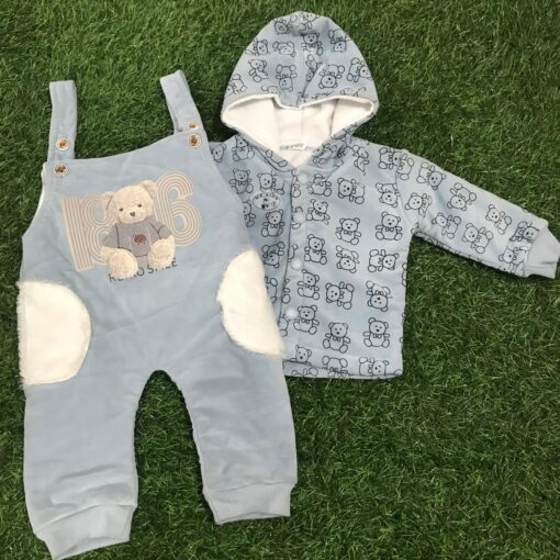 Stylish and Comfortable Velvet Rompers for Your Little One - Image 4