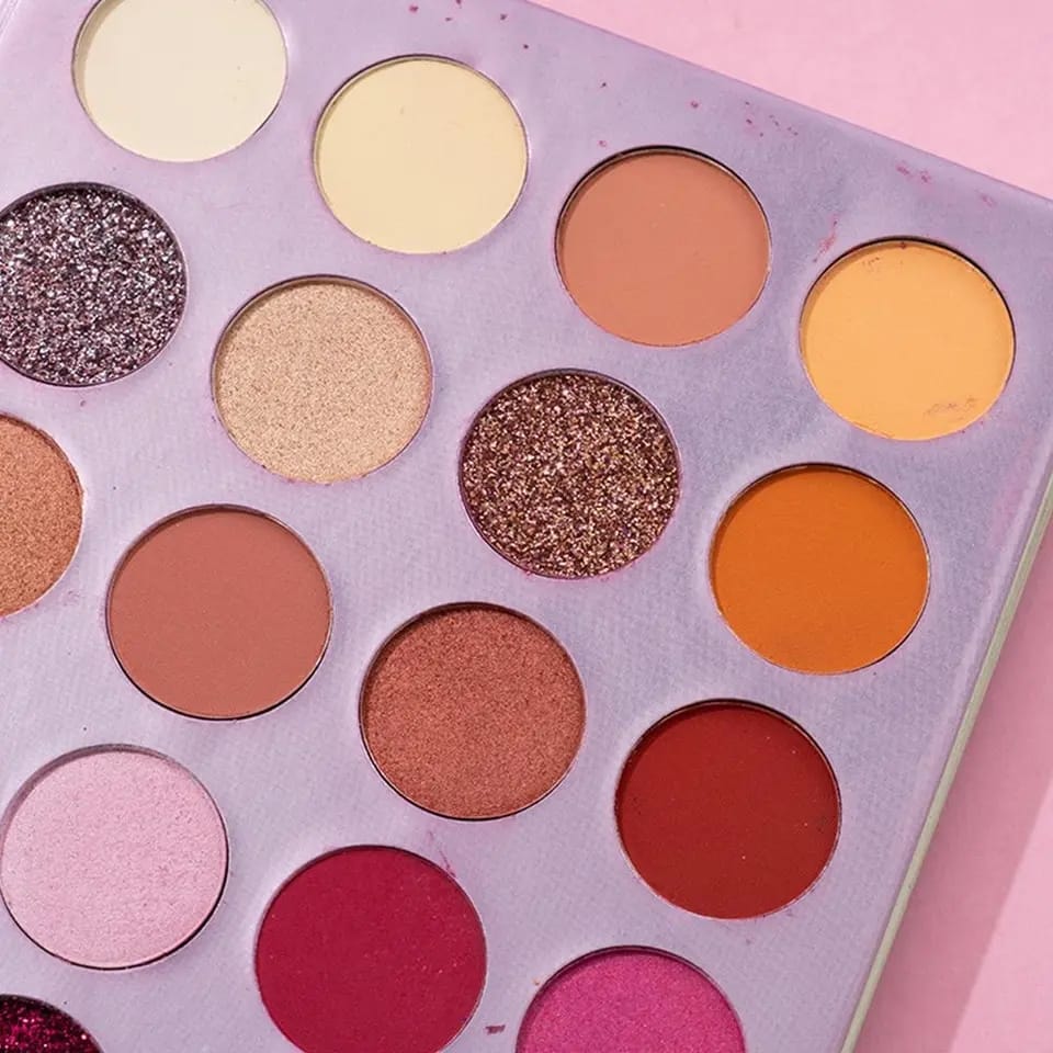 Unleash Your Creativity with Our 72 Colors Book Eyeshadow Palette - Image 4